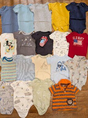 Bundle of 3-6 Months Boys Onesies/Bodysuits - 19 Items